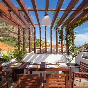 Madeira Surf Camp Hostel