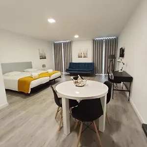 Tanoeiros Apartman
